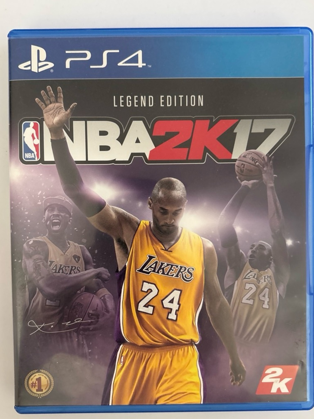 NBA 2K17 Legend Edition PS4 - Lakers Gold Cover